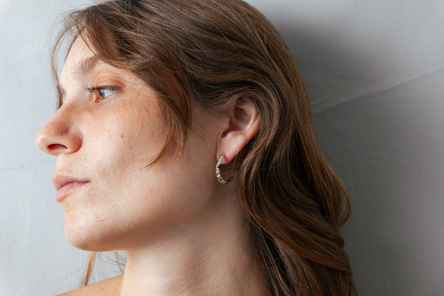 עגילי חישוק בינוני