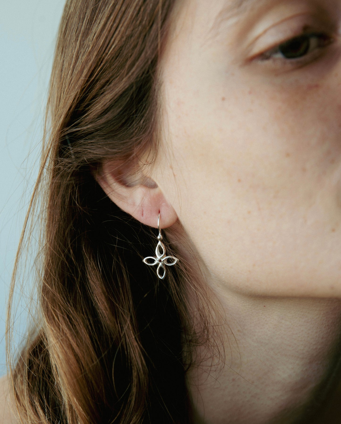 עגילי כוכבת (מתלה)