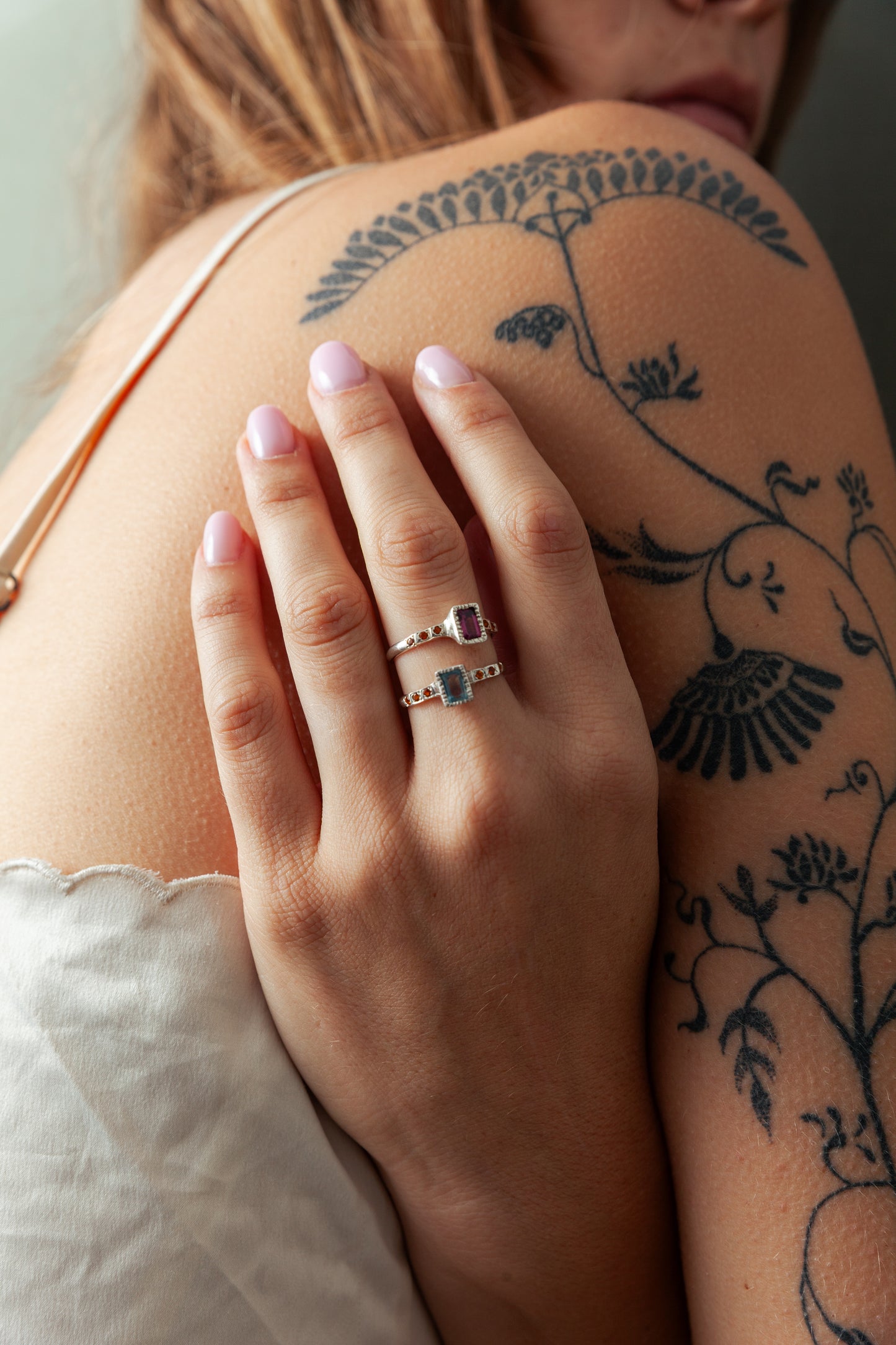 טבעת מרובעת מיוחדת